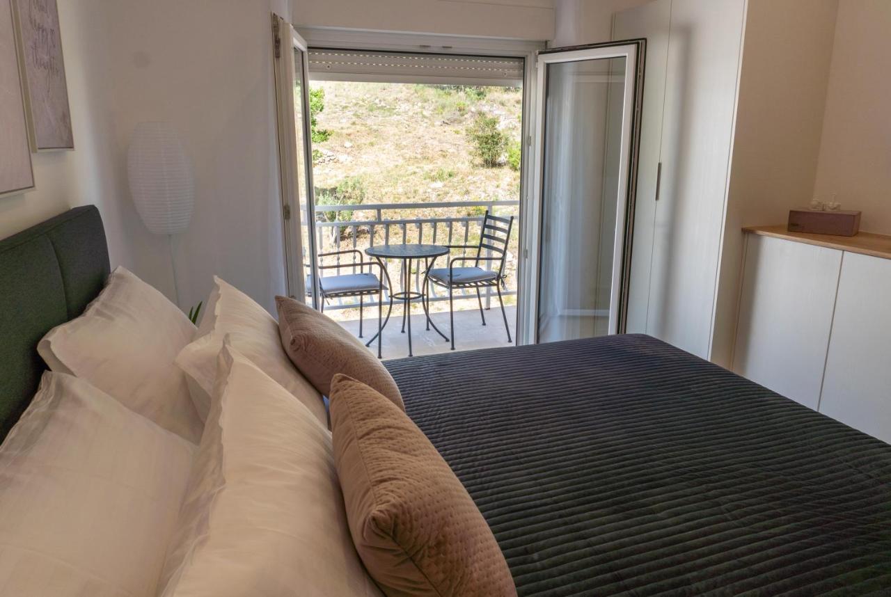 Sea And Mountain View Apartments Duće エクステリア 写真